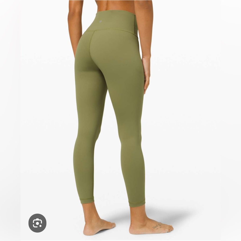 Lululemon under wunder leggings Olive Green High-Waisted Leggings sz 8